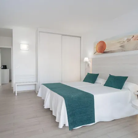 Thb Flora 3* بويرتو ذيل كارمين