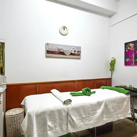 Thb Flora 3* بويرتو ذيل كارمين