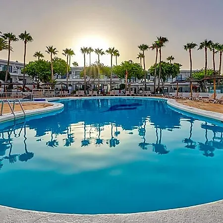 Thb Flora Hotel 3*