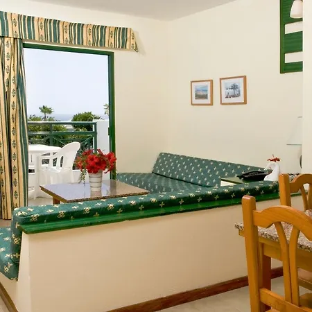 Thb Flora Hotel 3*