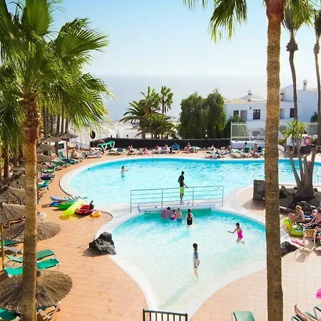 Thb Flora Hotel 3*