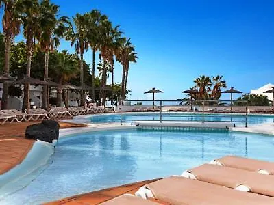 Thb Flora 3* بويرتو ذيل كارمين